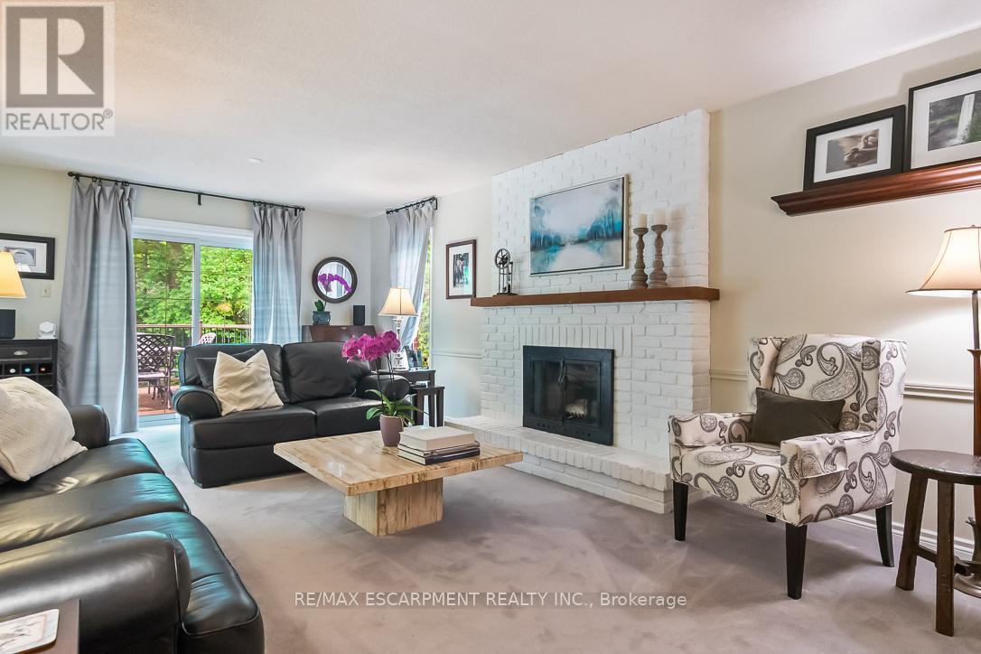 1536 Calumet Place, Mississauga, Ontario  L5J 3A9 - Photo 19 - W12198924