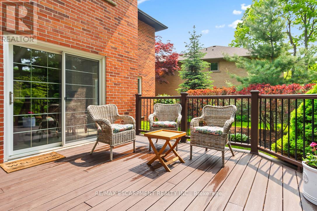 1536 Calumet Place, Mississauga, Ontario  L5J 3A9 - Photo 43 - W12198924