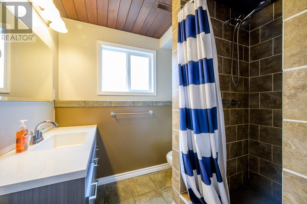 879 Dever Drive, Kamloops, British Columbia  V2B 6P9 - Photo 20 - 10342557