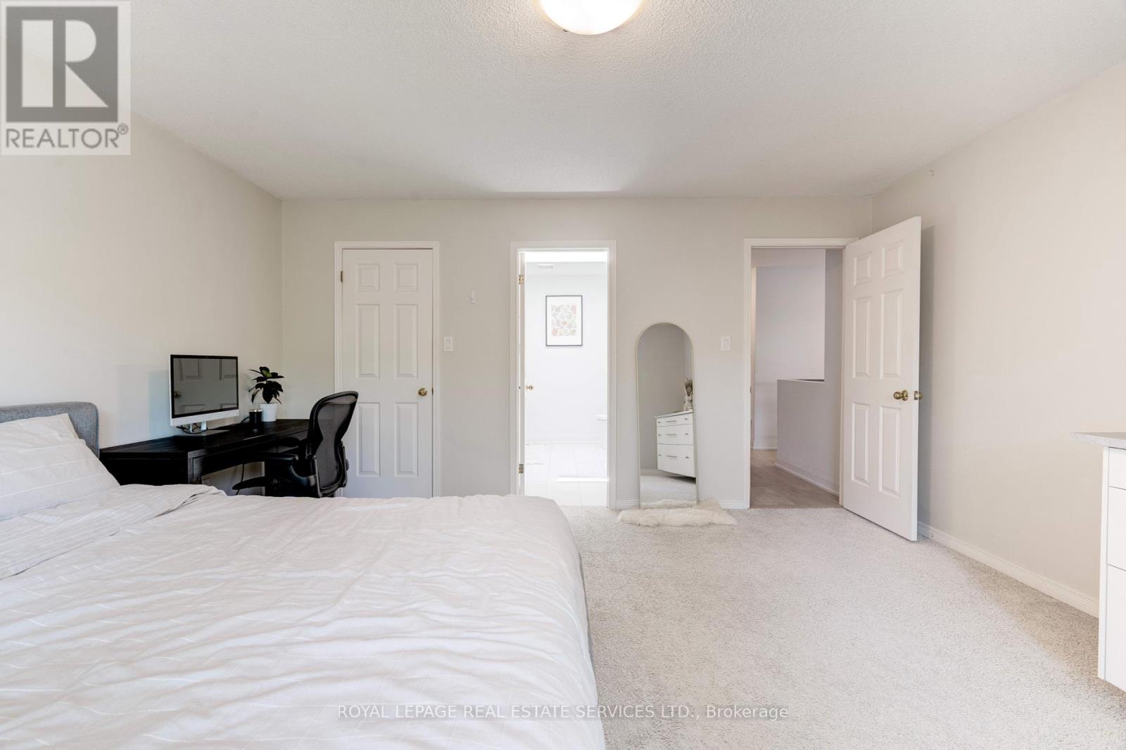 2139 Marc Lane, Burlington, Ontario  L7M 3P7 - Photo 21 - W12198966