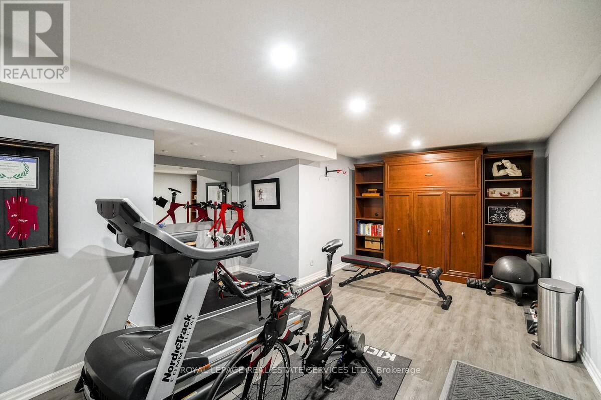 108 Compass Way, Mississauga, Ontario  L5G 4V1 - Photo 32 - W12198978