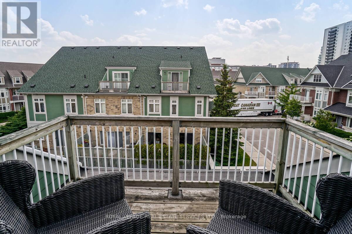 108 Compass Way, Mississauga, Ontario  L5G 4V1 - Photo 35 - W12198978