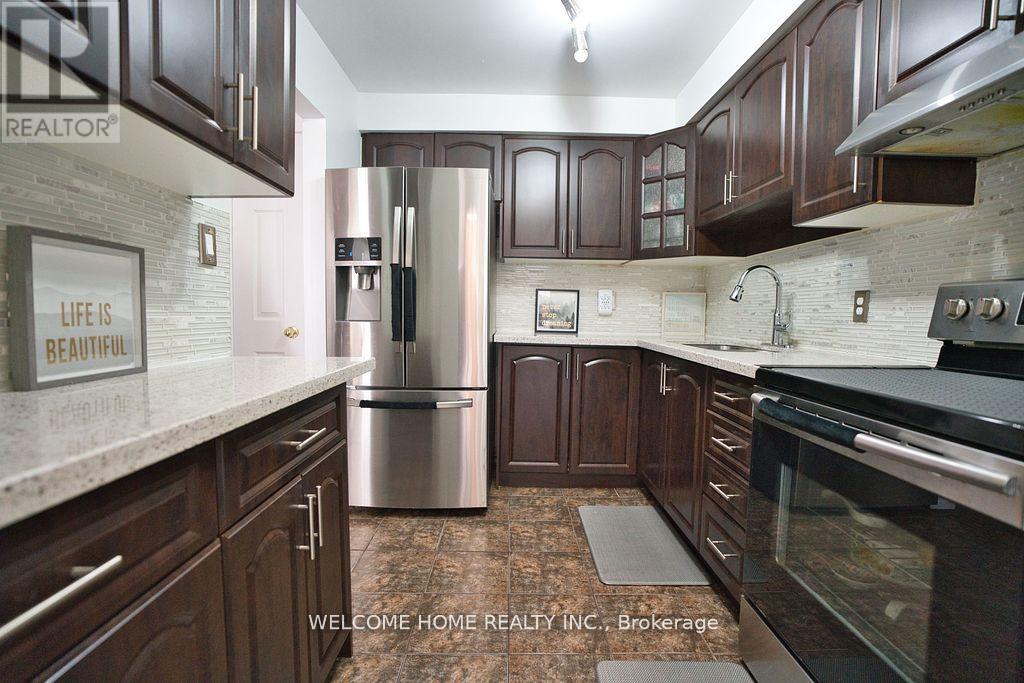 49 Carleton Place, Brampton (Bramalea West Industrial), Ontario  L6T 3Z4 - Photo 6 - W12199000