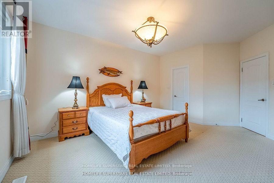21 Upperlinks Drive, Brampton, Ontario  L6P 2T9 - Photo 30 - W12199008