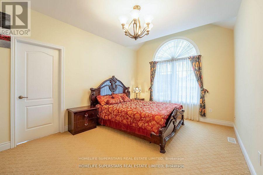 21 Upperlinks Drive, Brampton, Ontario  L6P 2T9 - Photo 31 - W12199008