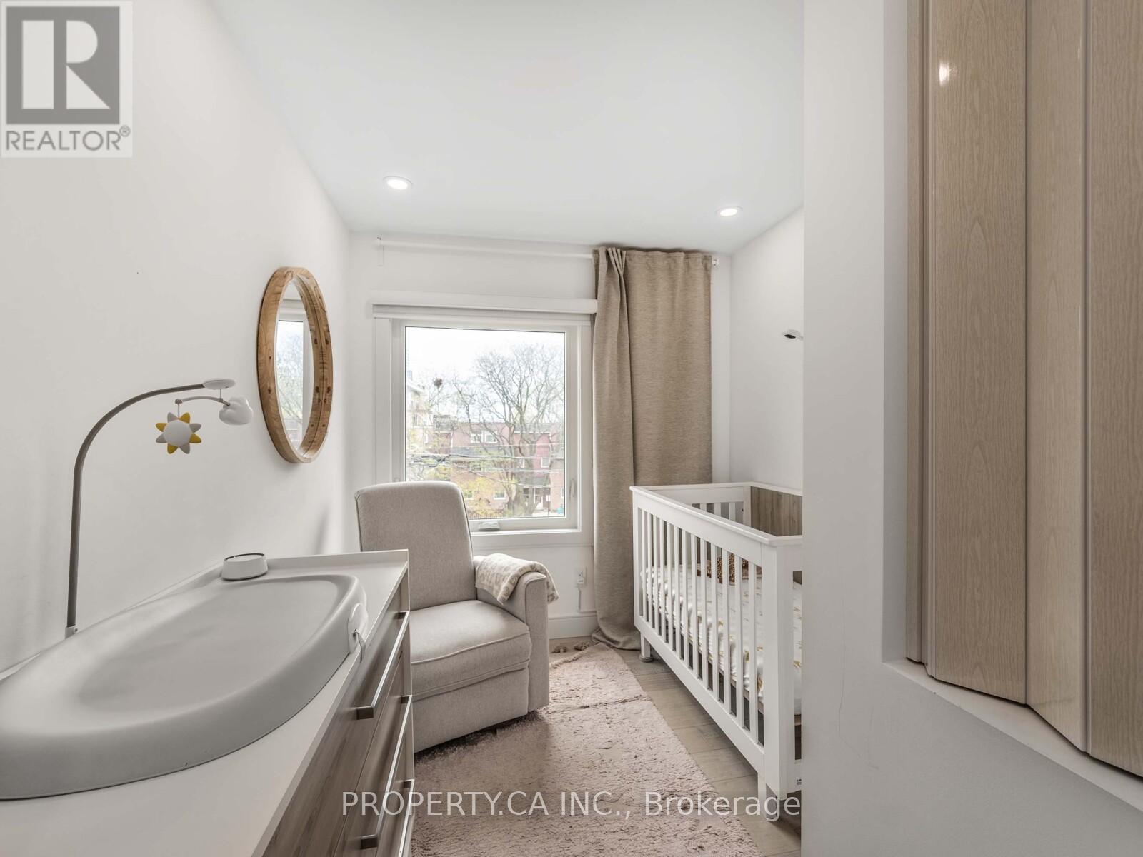 1526 Davenport Road, Toronto, Ontario  M6H 2H8 - Photo 16 - W12199028