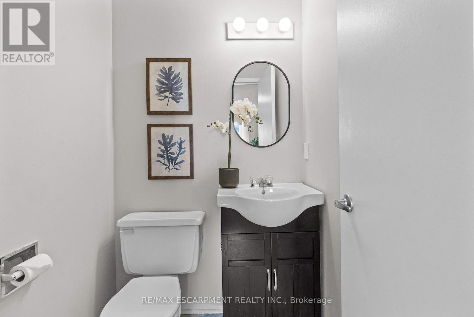 1 - 4197 Longmoor Drive, Burlington, Ontario  L7L 5J9 - Photo 15 - W12199063