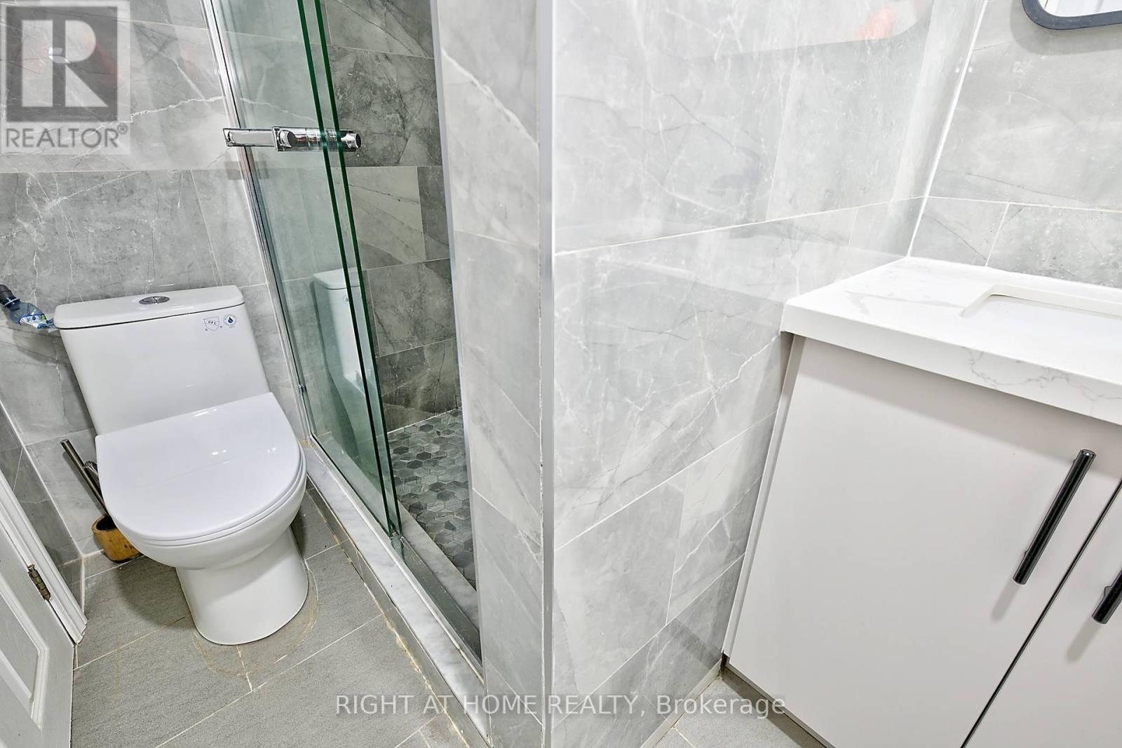 3185 Heathfield Drive, Burlington, Ontario  L7M 1E1 - Photo 28 - W12199079