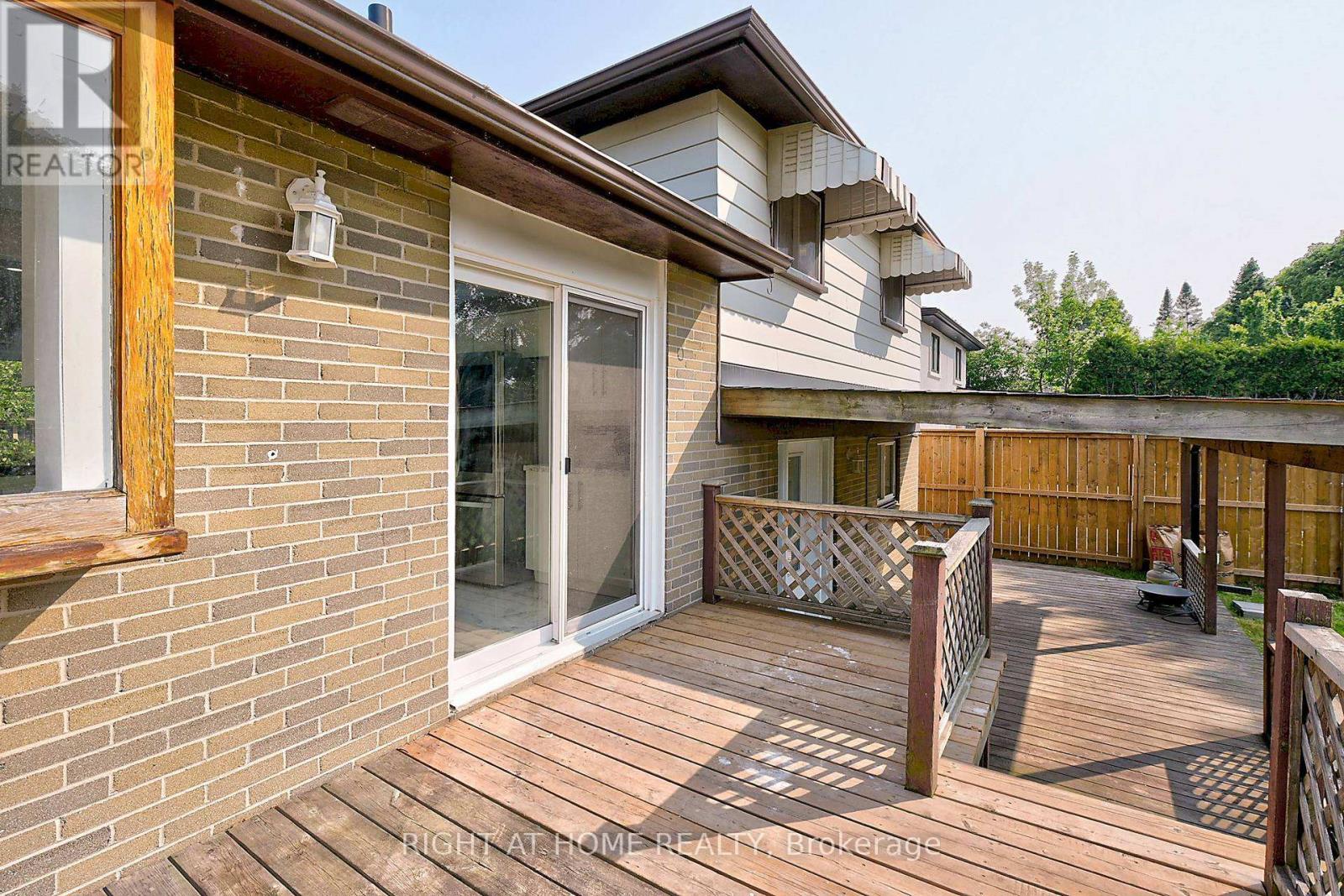 3185 Heathfield Drive, Burlington, Ontario  L7M 1E1 - Photo 30 - W12199079