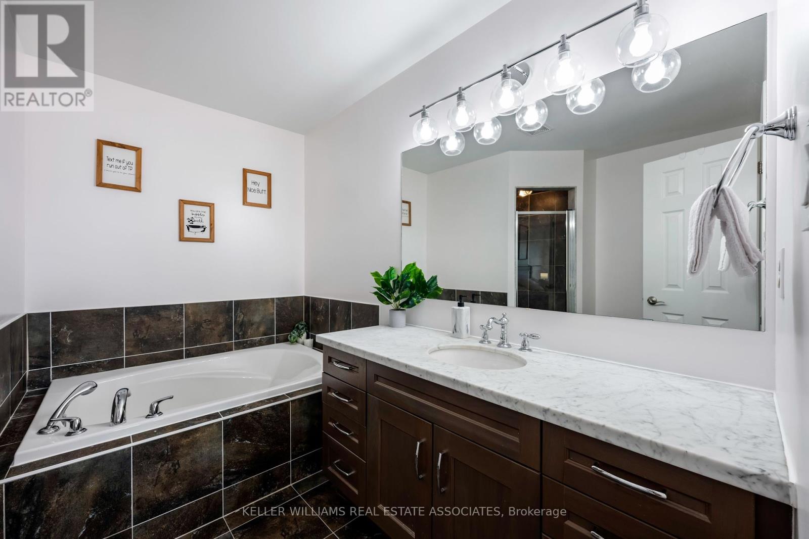 82 Goldham Way, Halton Hills, Ontario  L7G 0C8 - Photo 24 - W12199090