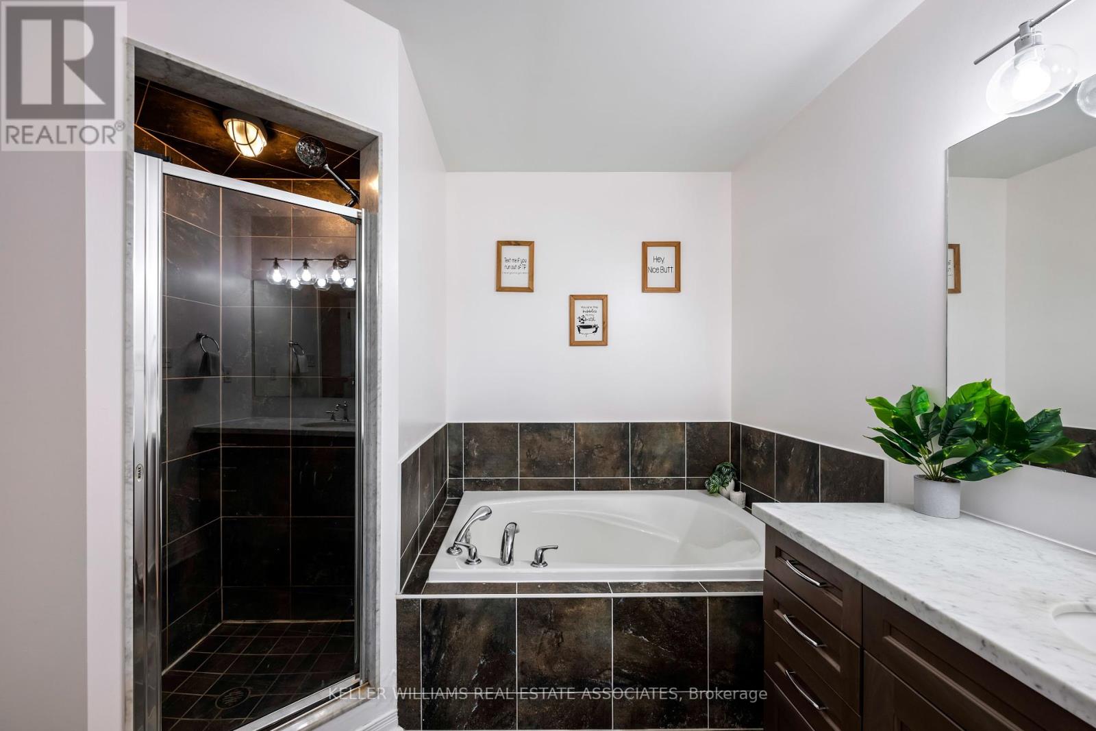 82 Goldham Way, Halton Hills, Ontario  L7G 0C8 - Photo 25 - W12199090