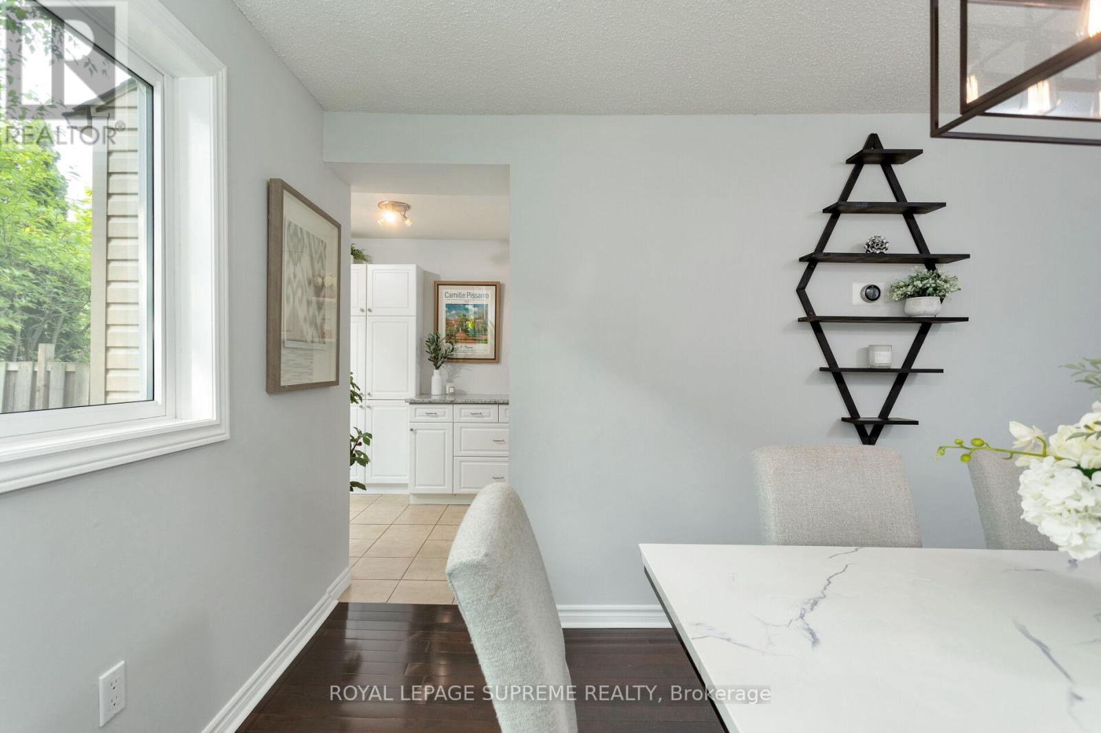 1417 Andros Boulevard, Mississauga, Ontario  L5J 4K2 - Photo 11 - W12199100