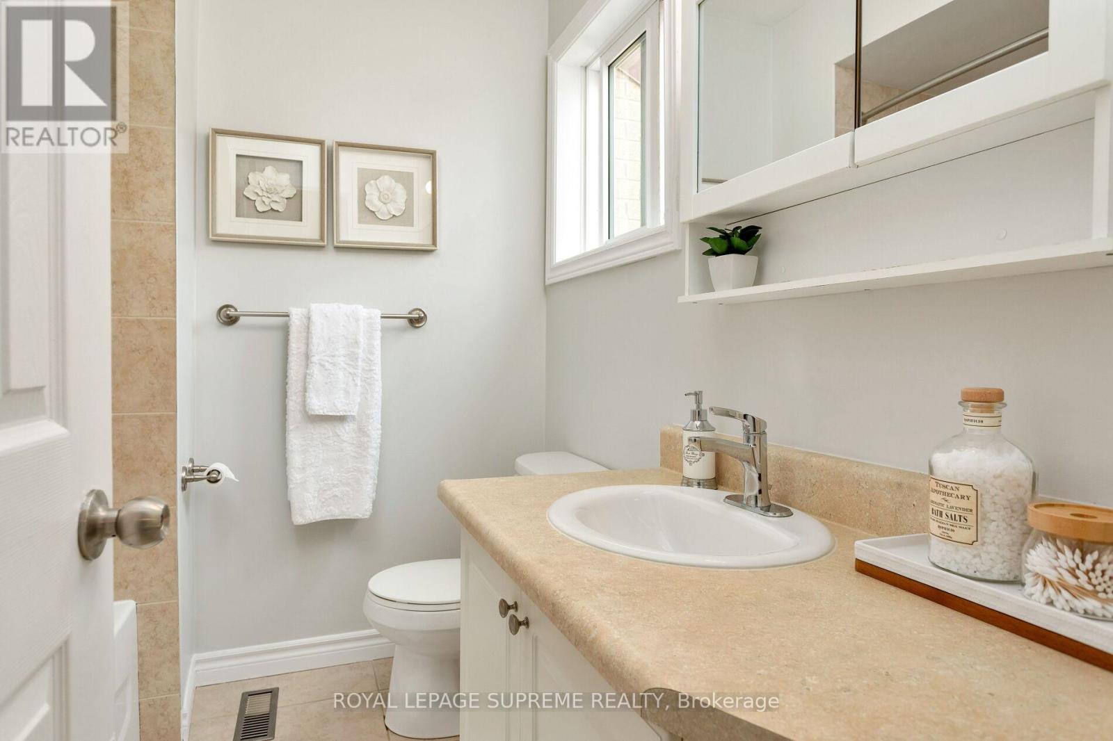 1417 Andros Boulevard, Mississauga, Ontario  L5J 4K2 - Photo 19 - W12199100