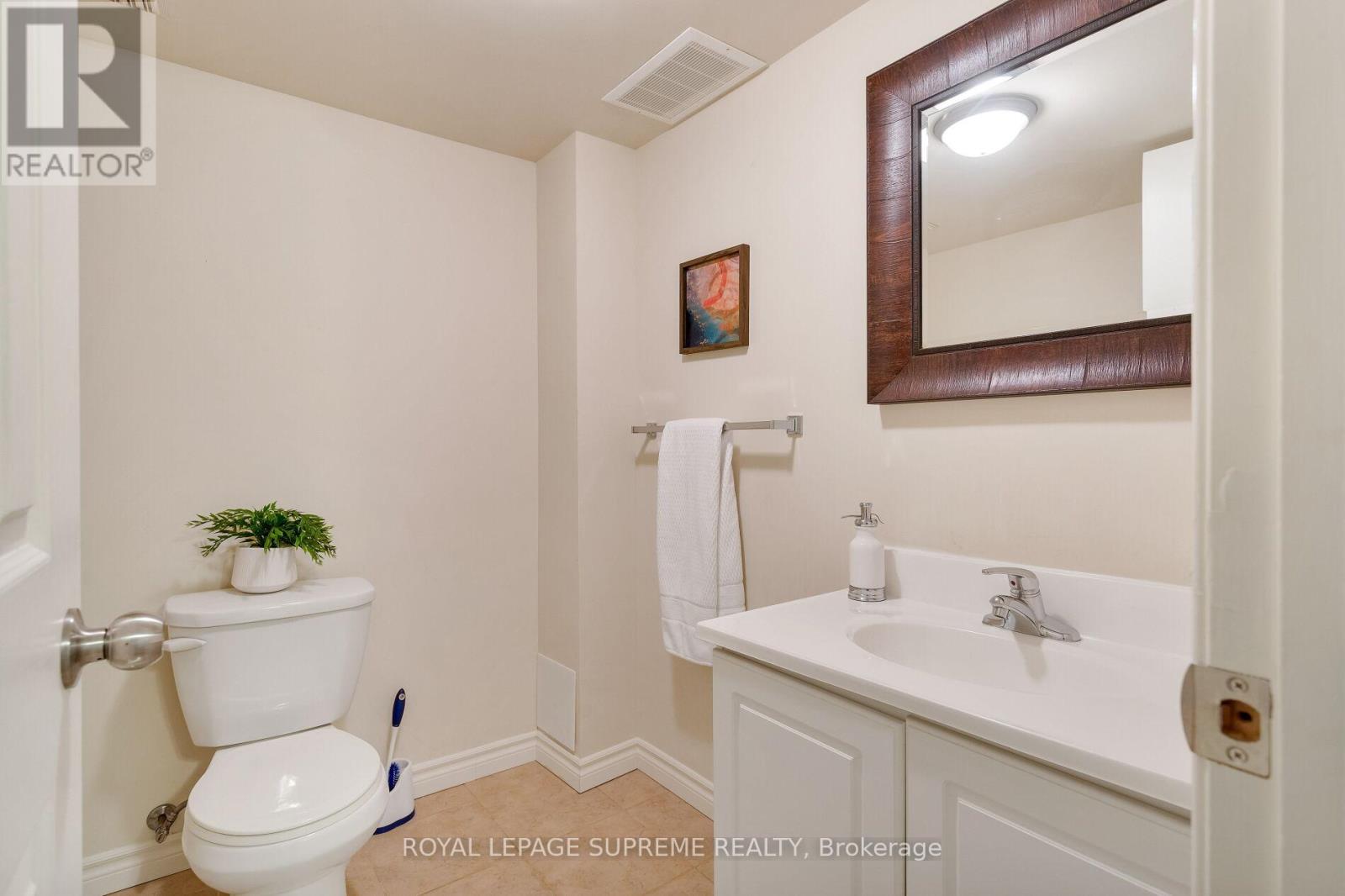 1417 Andros Boulevard, Mississauga, Ontario  L5J 4K2 - Photo 34 - W12199100