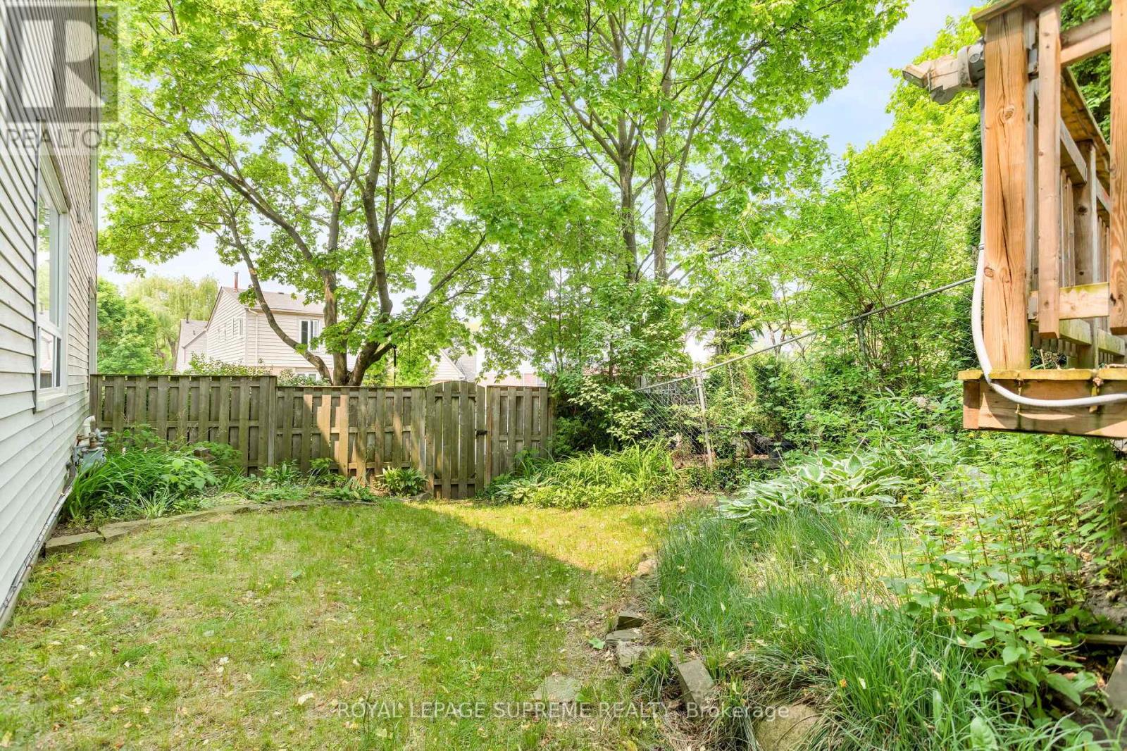1417 Andros Boulevard, Mississauga, Ontario  L5J 4K2 - Photo 48 - W12199100