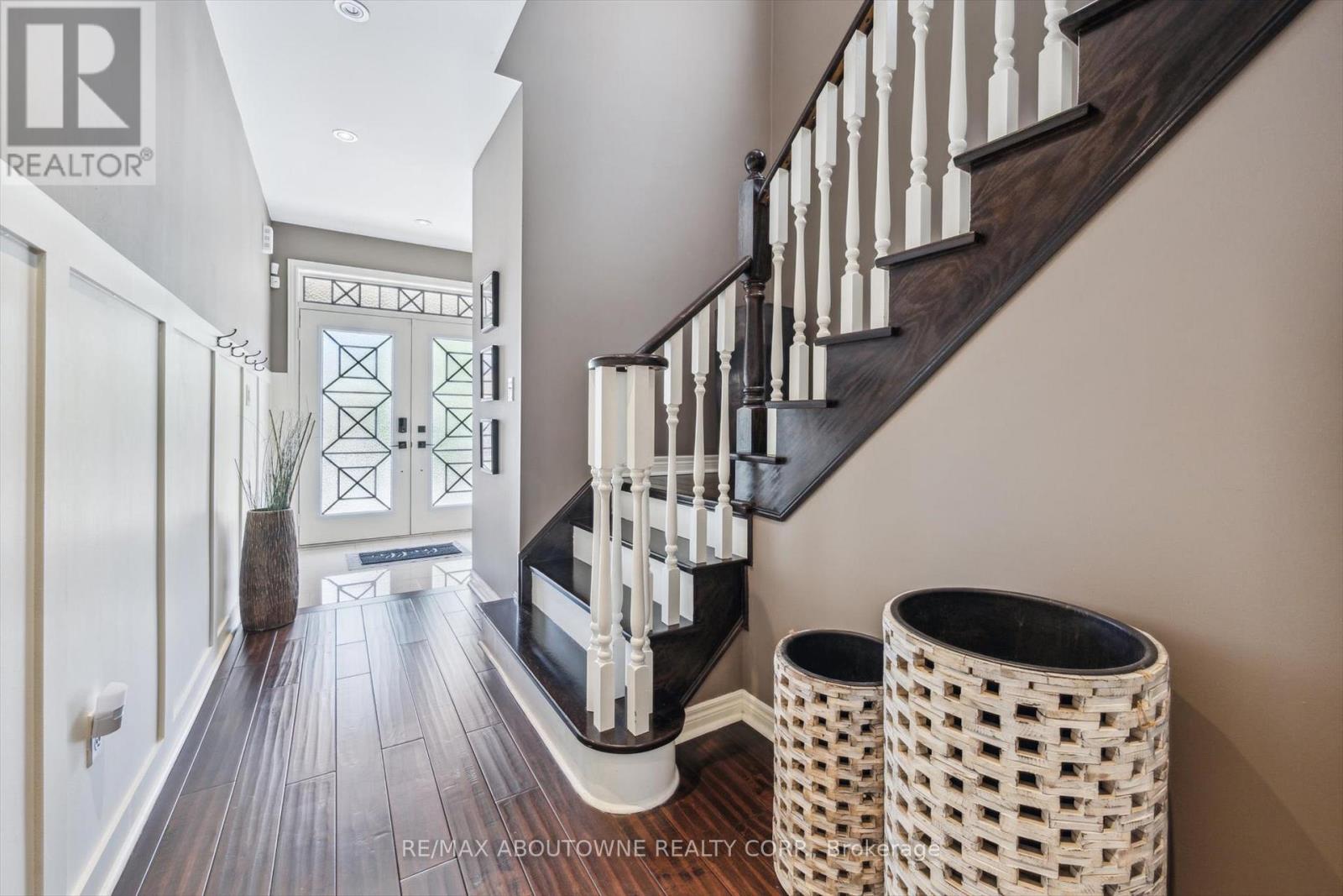 513 Charles Potter Lane, Oakville, Ontario  L6M 0P7 - Photo 21 - W12199105