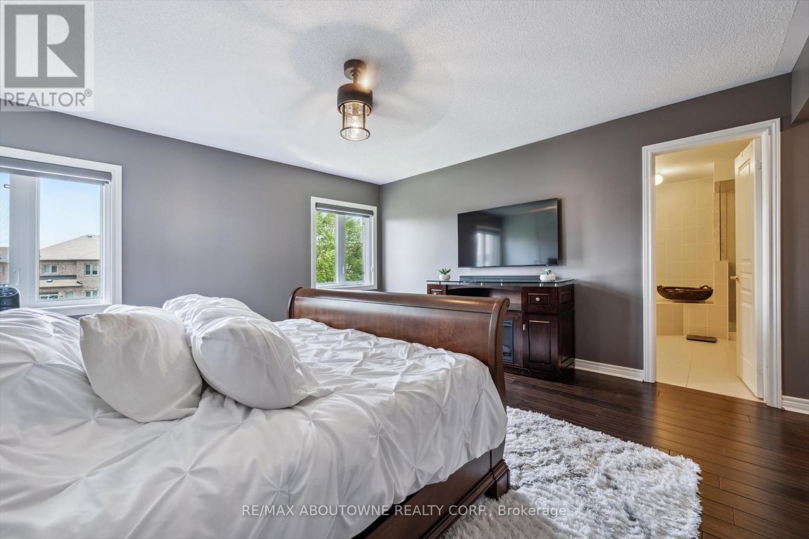 513 Charles Potter Lane, Oakville, Ontario  L6M 0P7 - Photo 24 - W12199105