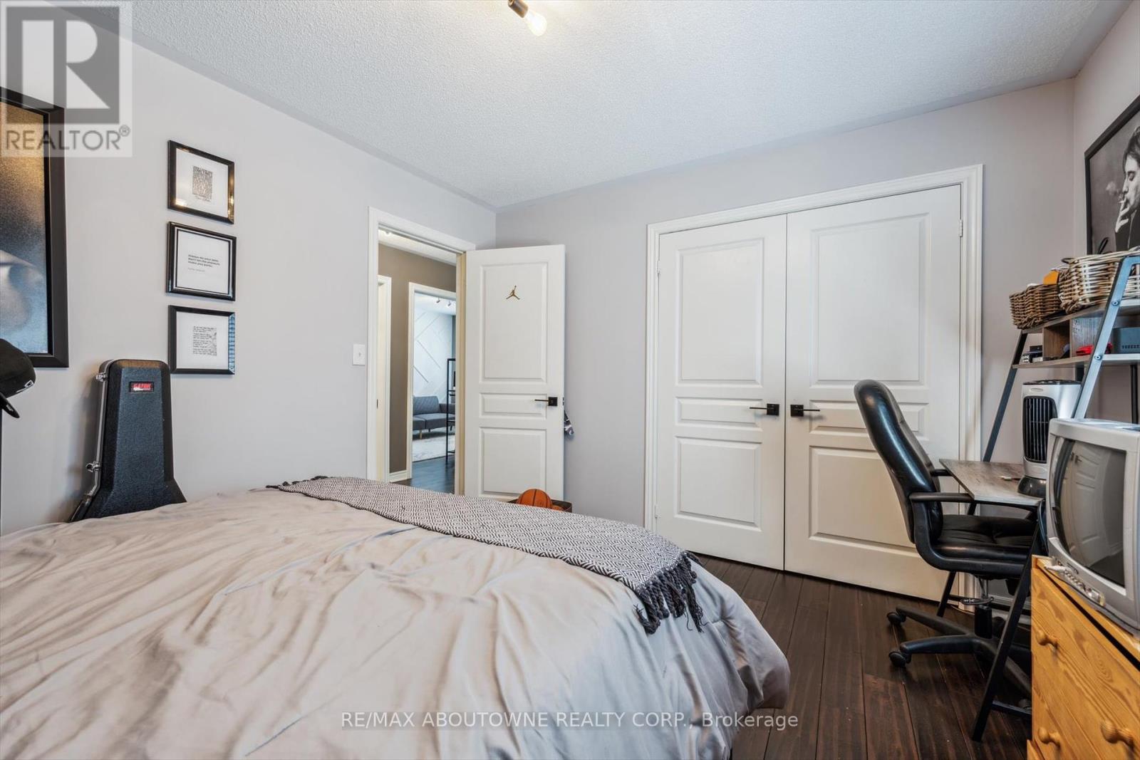 513 Charles Potter Lane, Oakville, Ontario  L6M 0P7 - Photo 28 - W12199105