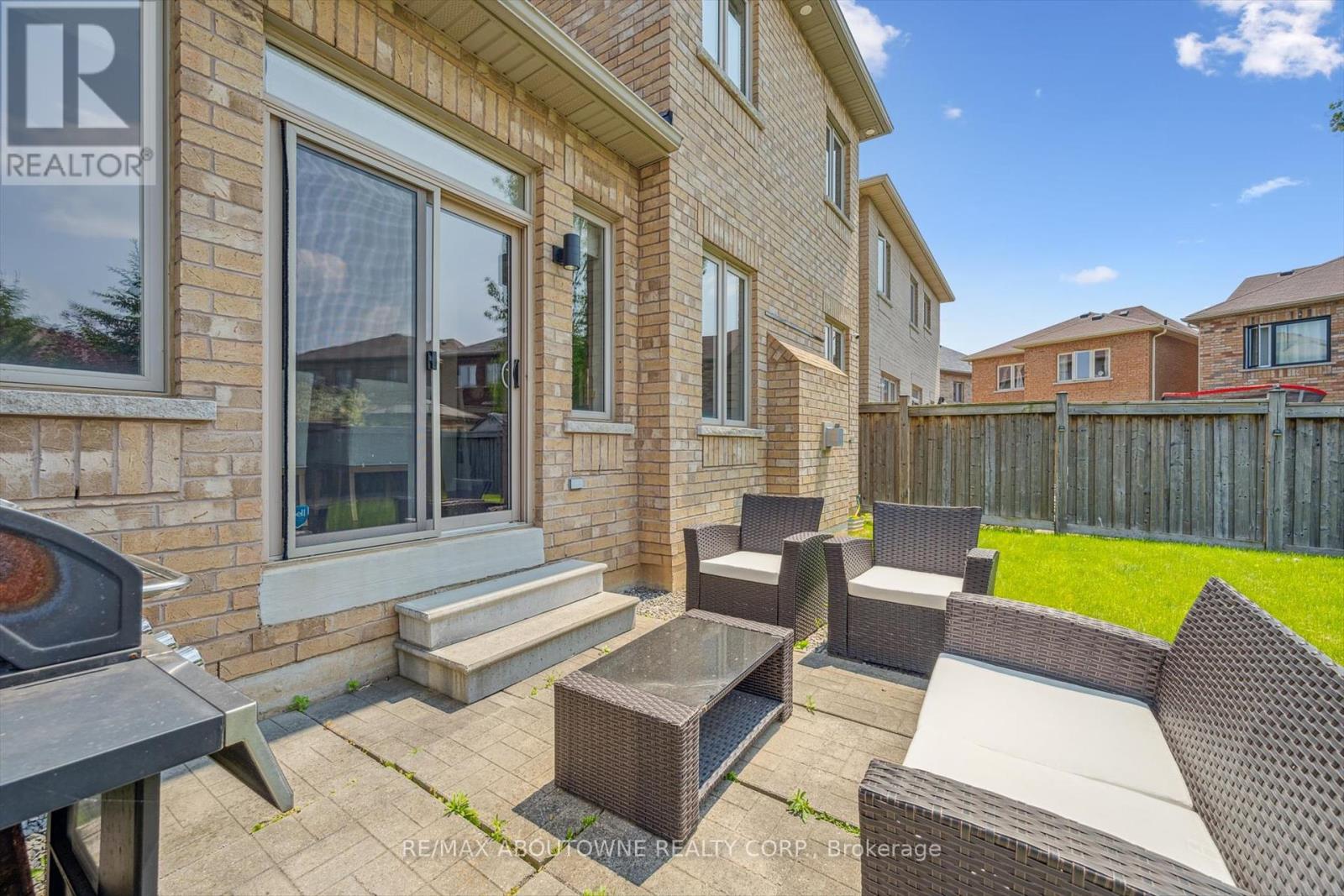 513 Charles Potter Lane, Oakville, Ontario  L6M 0P7 - Photo 32 - W12199105