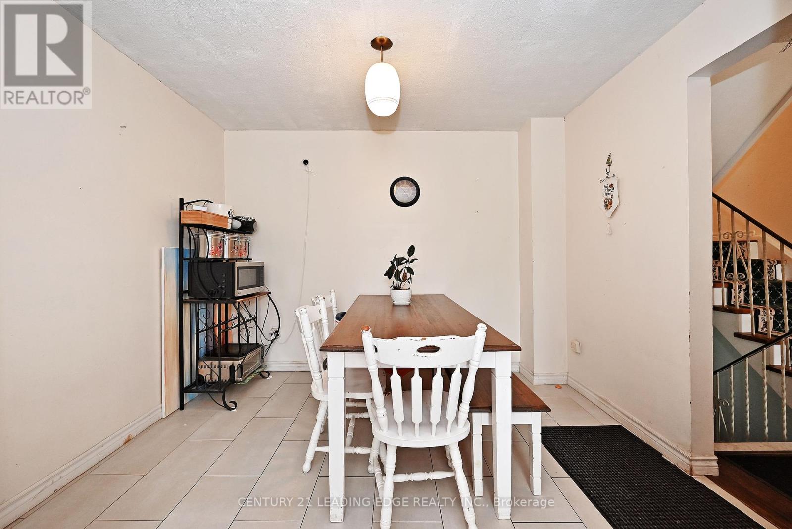 60 - 2016 Martingrove Road, Toronto, Ontario  M9V 4A3 - Photo 12 - W12199111