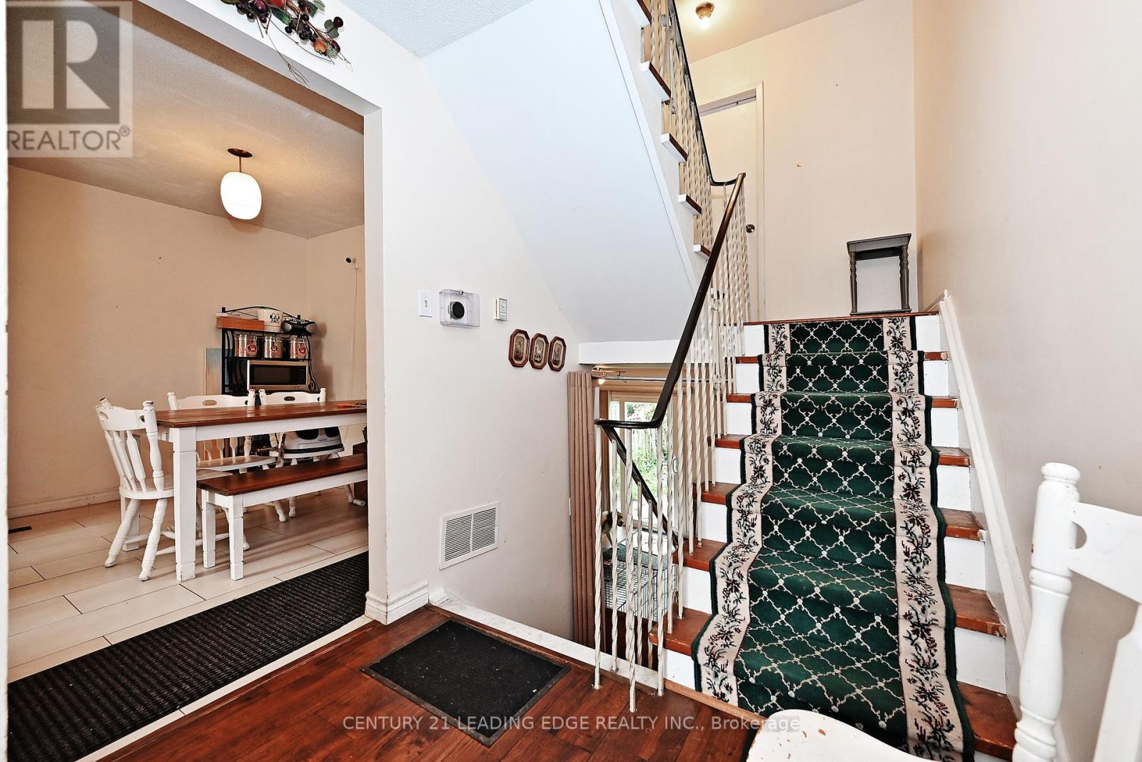 60 - 2016 Martin Grove Road, Toronto, Ontario  M9V 4A3 - Photo 13 - W12199111