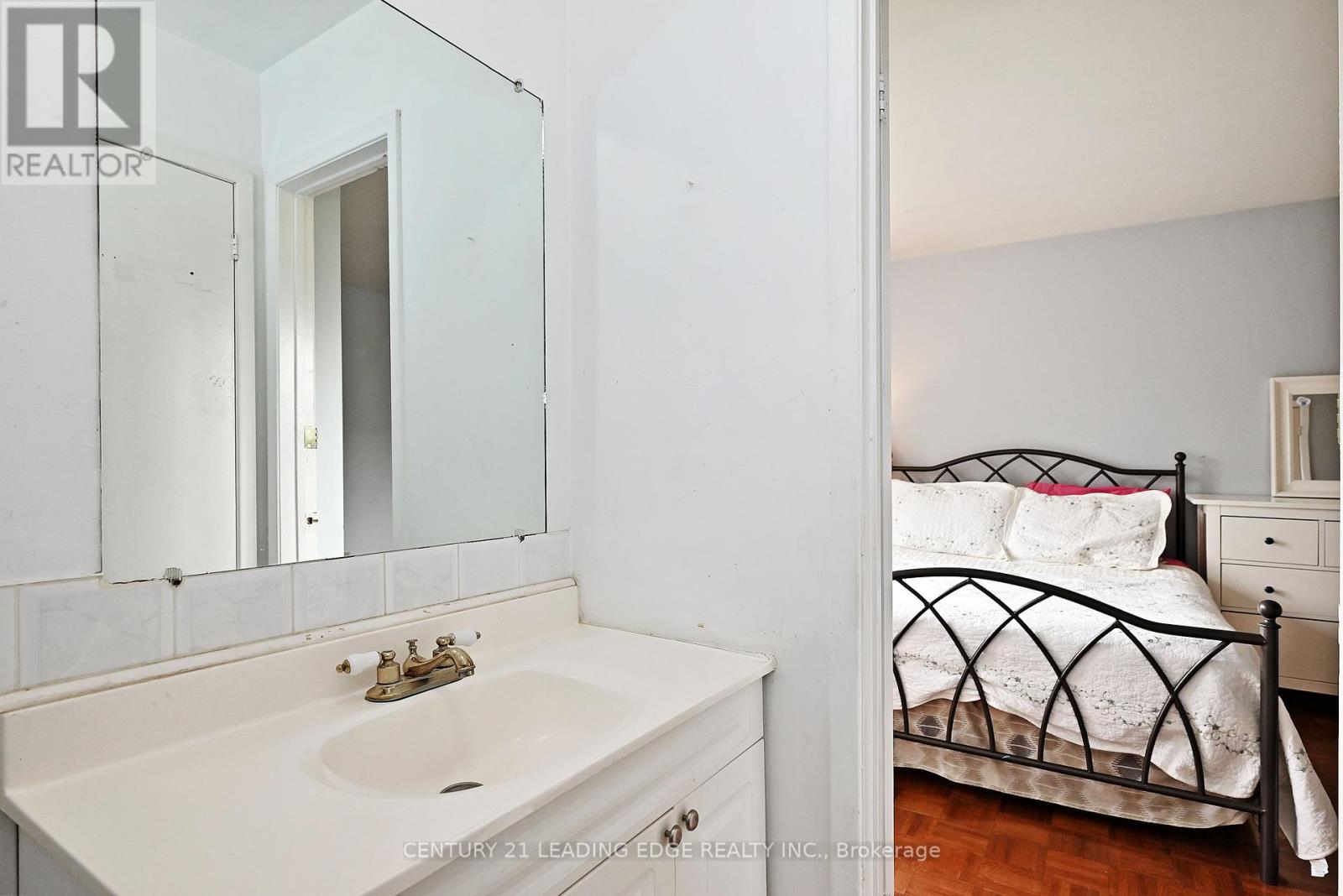 60 - 2016 Martingrove Road, Toronto, Ontario  M9V 4A3 - Photo 24 - W12199111
