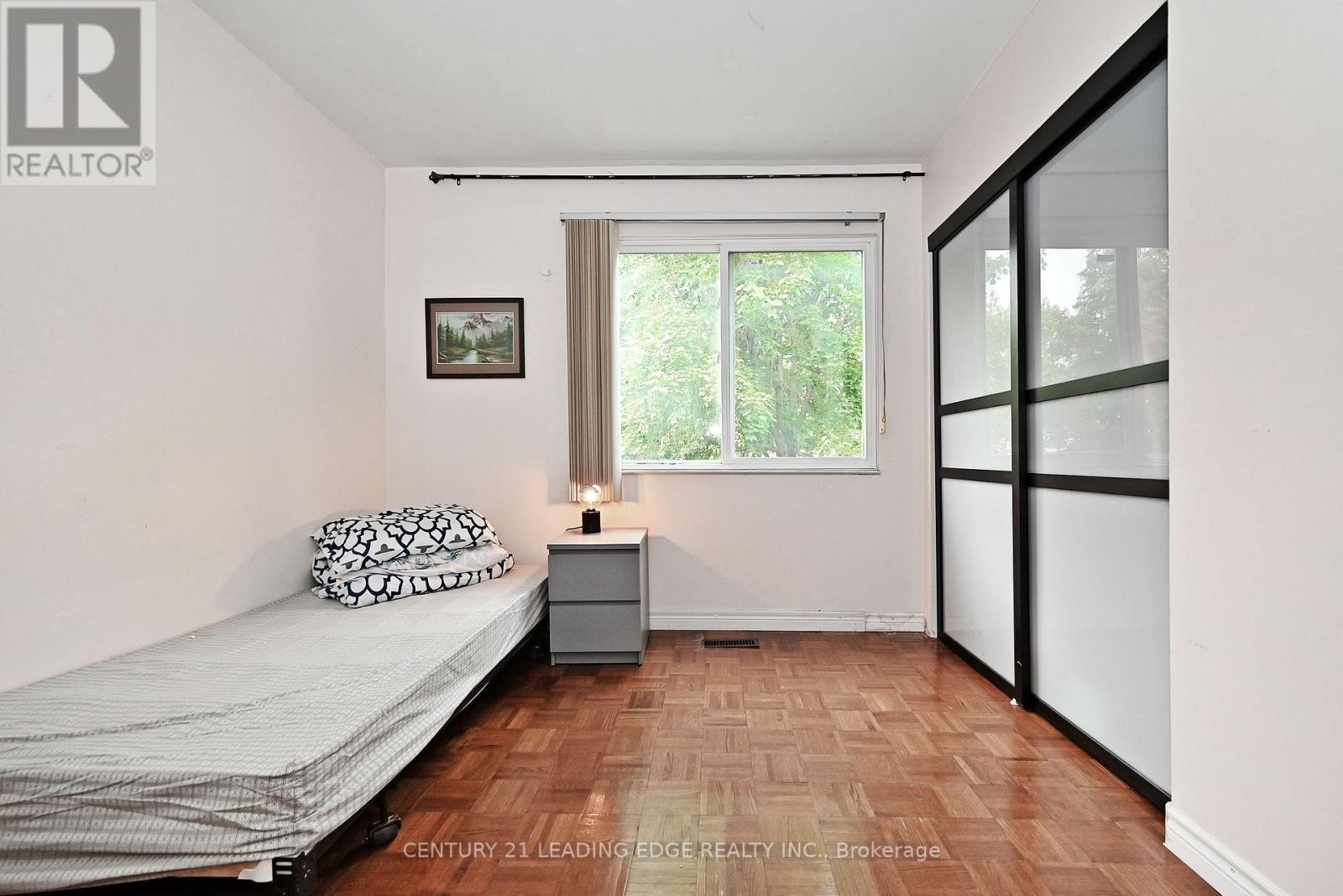 60 - 2016 Martin Grove Road, Toronto, Ontario  M9V 4A3 - Photo 29 - W12199111