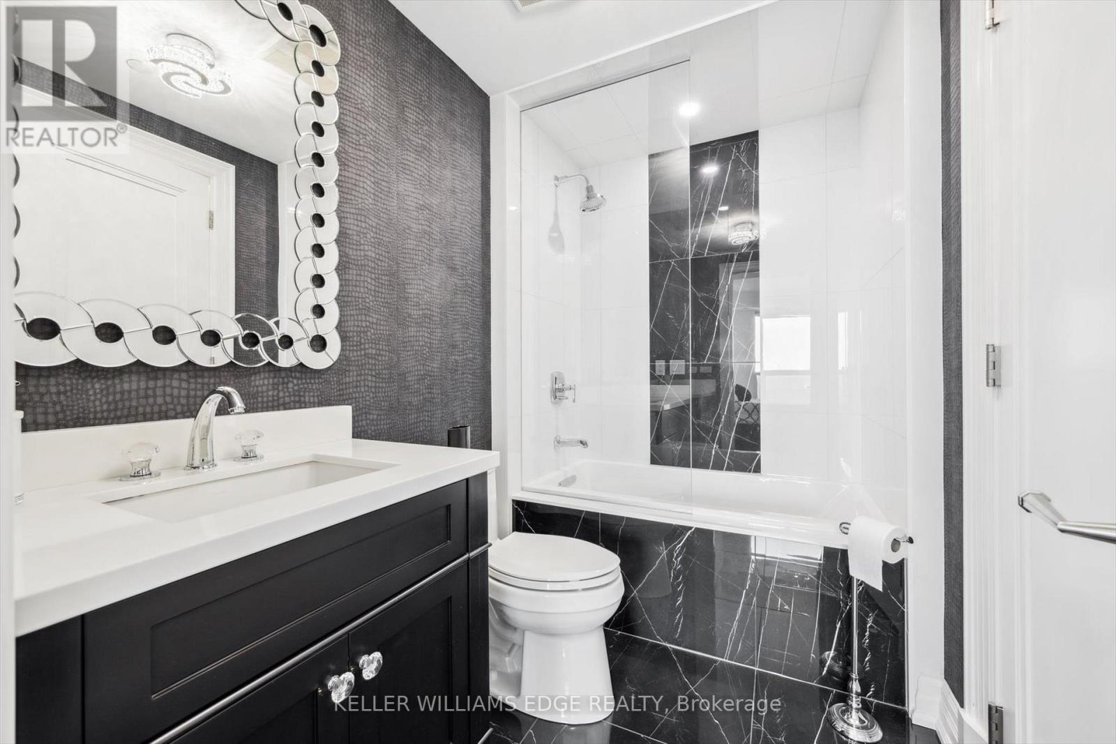 1702 - 2060 Lakeshore Road, Burlington, Ontario  L7R 0G2 - Photo 30 - W12199116