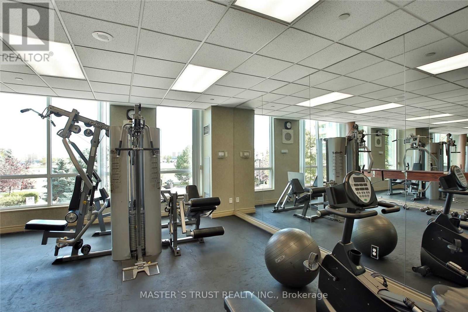901 - 2585 Erin Centre Boulevard, Mississauga, Ontario  L5M 5Z2 - Photo 10 - W12199146