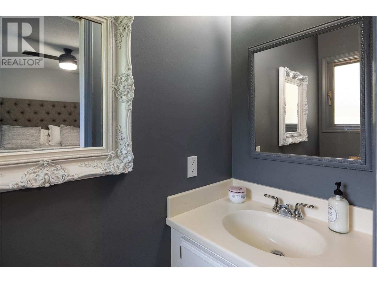 3429 Larch Drive, Spallumcheen, British Columbia  V4Y 0S8 - Photo 20 - 10350385