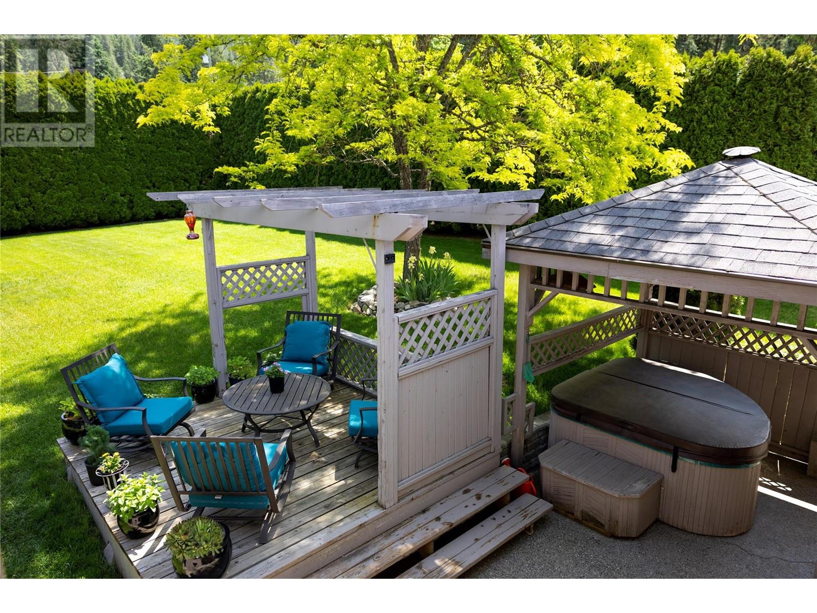 3429 Larch Drive, Spallumcheen, British Columbia  V4Y 0S8 - Photo 41 - 10350385