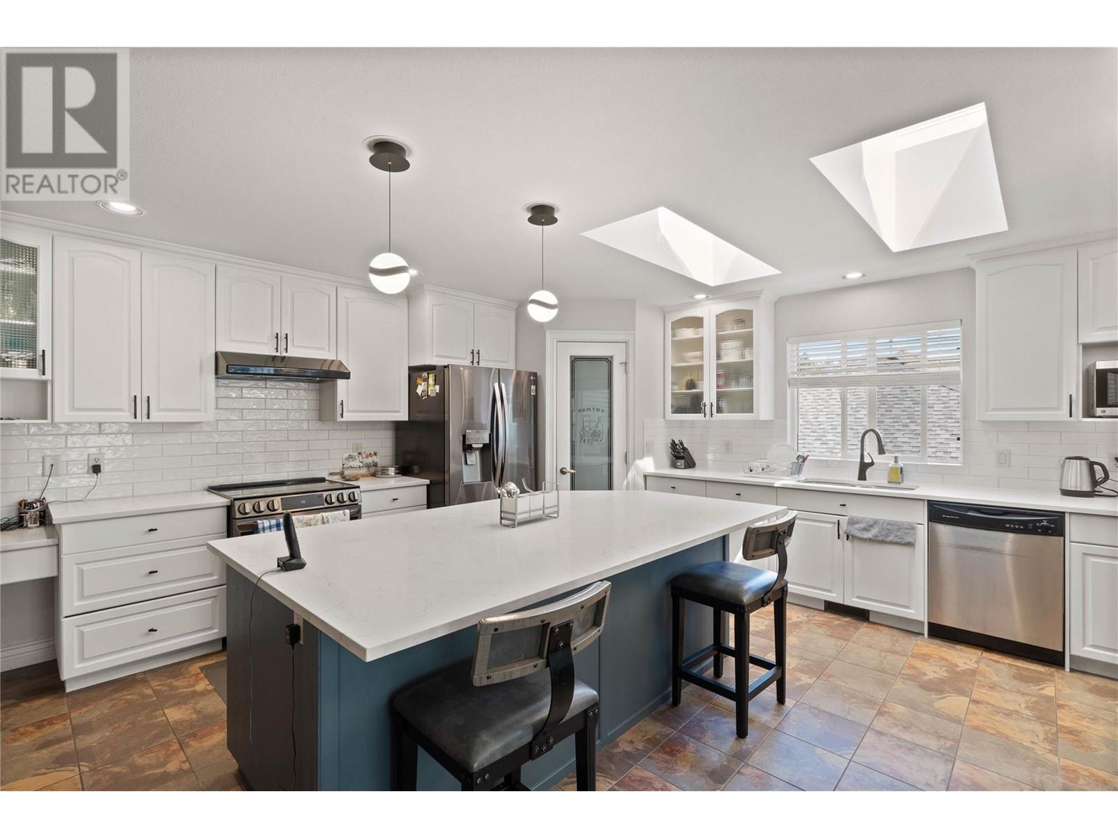 Property at 1208 COPPERHEAD Drive image 2