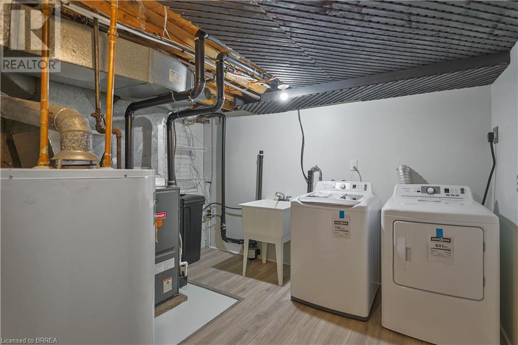 311 Sheridan Street, Brantford, Ontario  N3S 4R5 - Photo 48 - 40720574