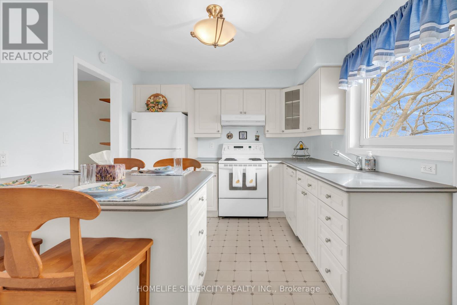 140 Folkstone Crescent, Brampton, Ontario  L6T 3M5 - Photo 12 - W12078025