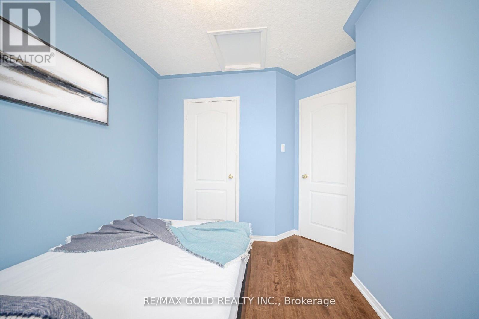 108 Black Forest Drive N, Brampton, Ontario  L6R 2E6 - Photo 17 - W12137617