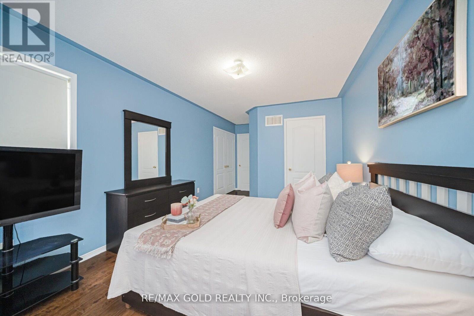 108 Black Forest Drive N, Brampton, Ontario  L6R 2E6 - Photo 23 - W12137617