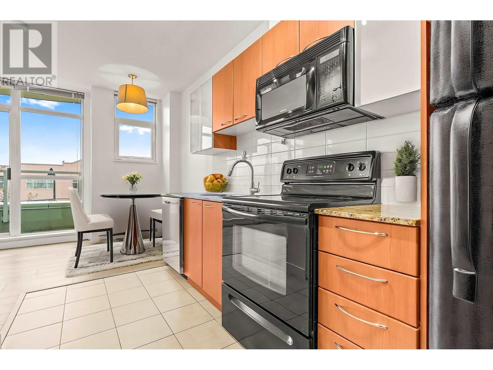 Property at 351 1432 KINGSWAY image 4