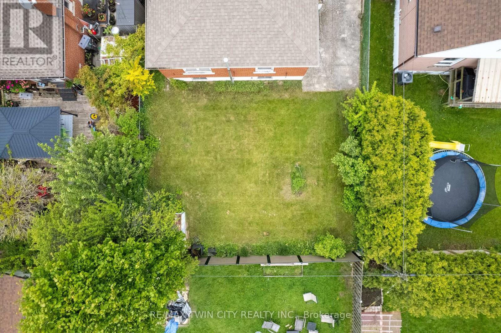 36 Shadyside Avenue, Hamilton (Burkholme), Ontario  L8V 3E3 - Photo 24 - X12198734
