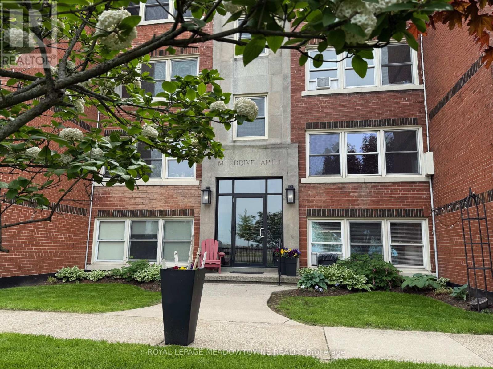 Property at 407C - 5 EAST 36TH STREET image 1