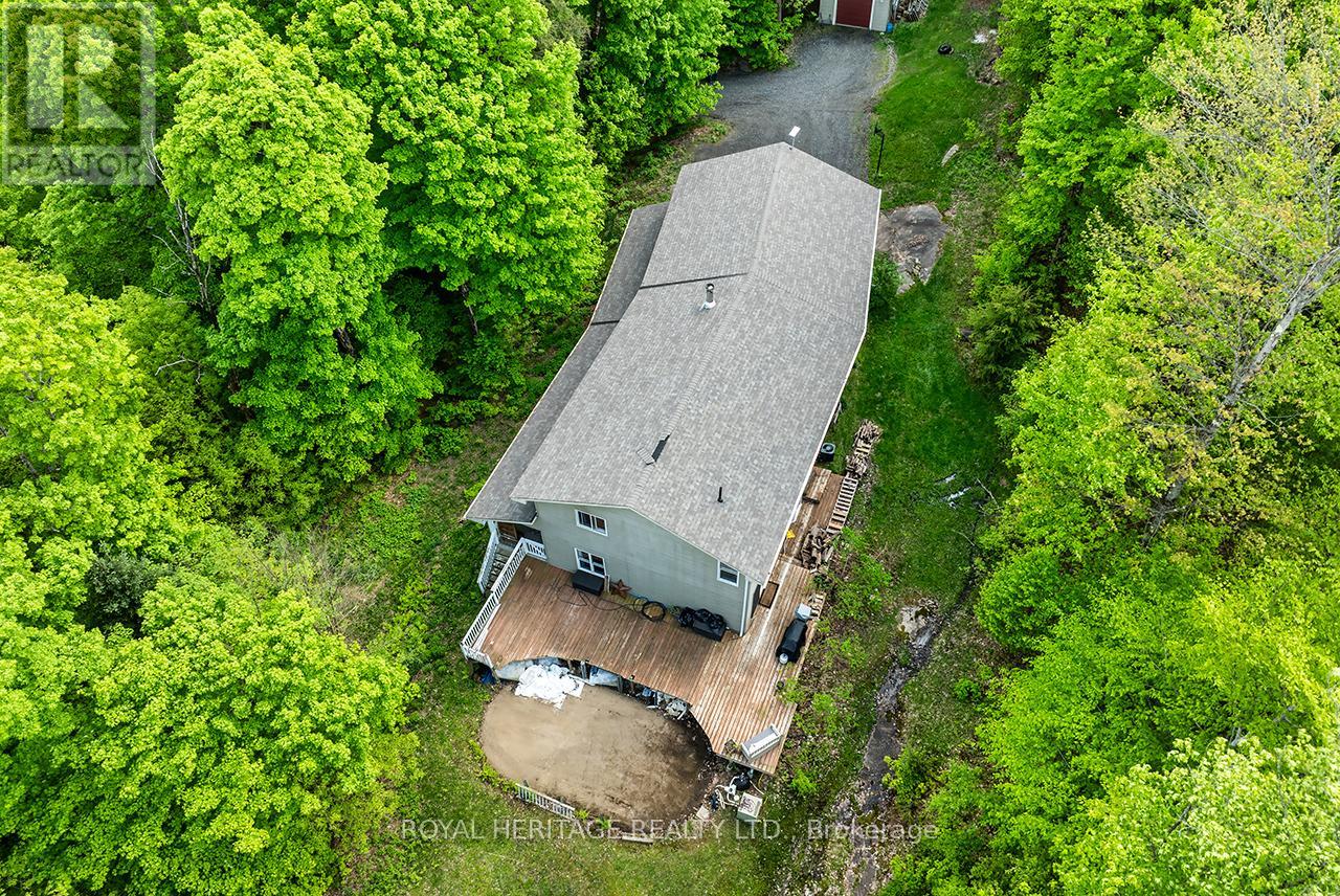 1030 Purbrook Road, Bracebridge (Draper), Ontario  P1L 1X3 - Photo 8 - X12198817