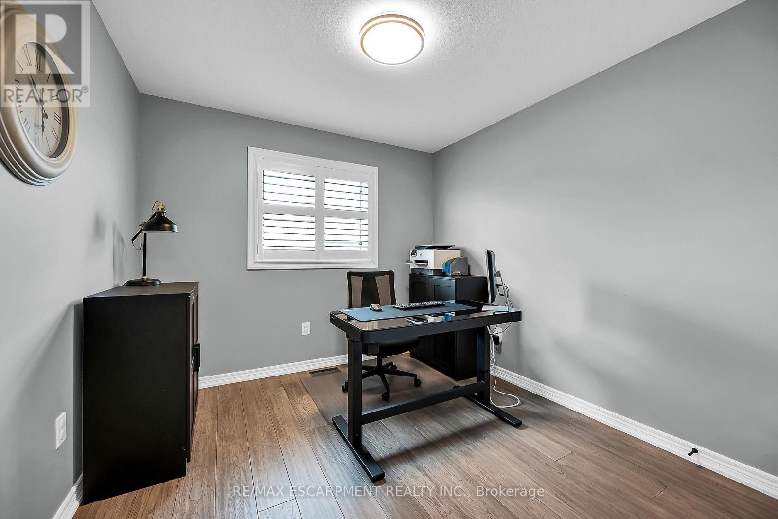 21 Bankfield Crescent, Hamilton (Stoney Creek Mountain), Ontario  L8J 0B9 - Photo 29 - X12198859