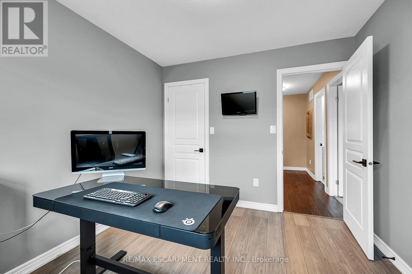 21 Bankfield Crescent, Hamilton (Stoney Creek Mountain), Ontario  L8J 0B9 - Photo 30 - X12198859