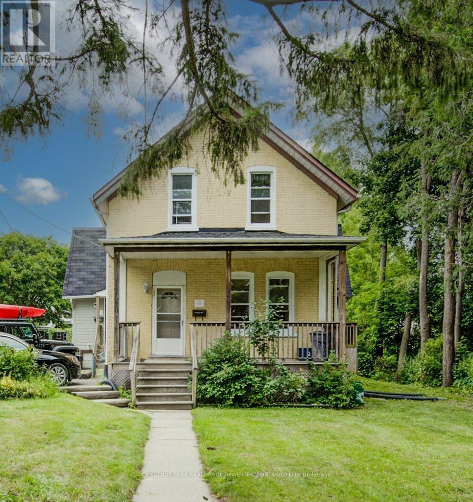 70 WILLIAM STREET W, Waterloo, Ontario