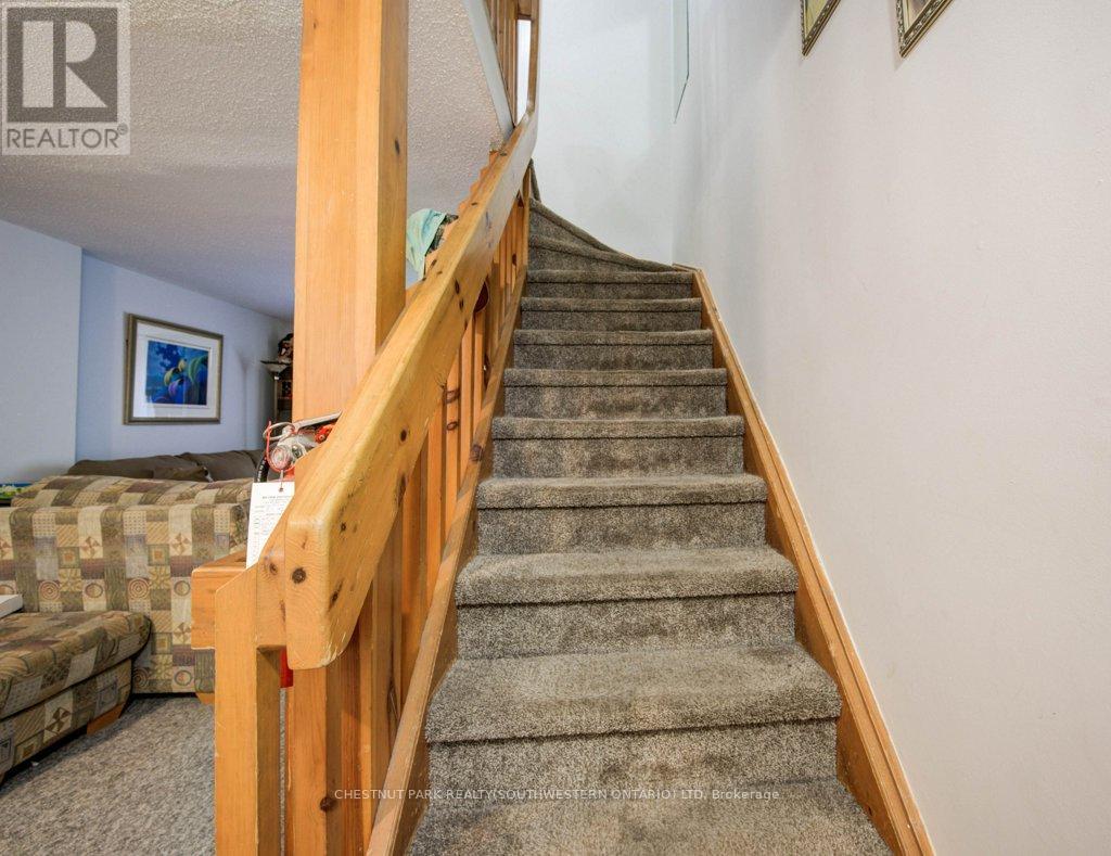 70 William Street W, Waterloo, Ontario  N2L 1J7 - Photo 25 - X12198964