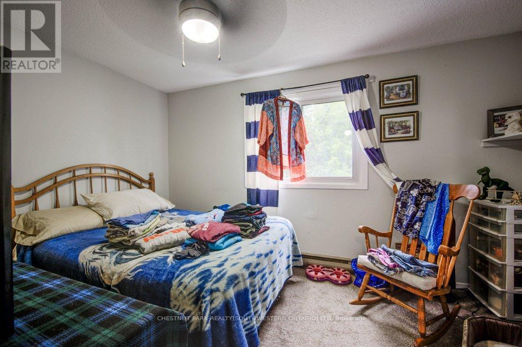 70 William Street W, Waterloo, Ontario  N2L 1J7 - Photo 26 - X12198964