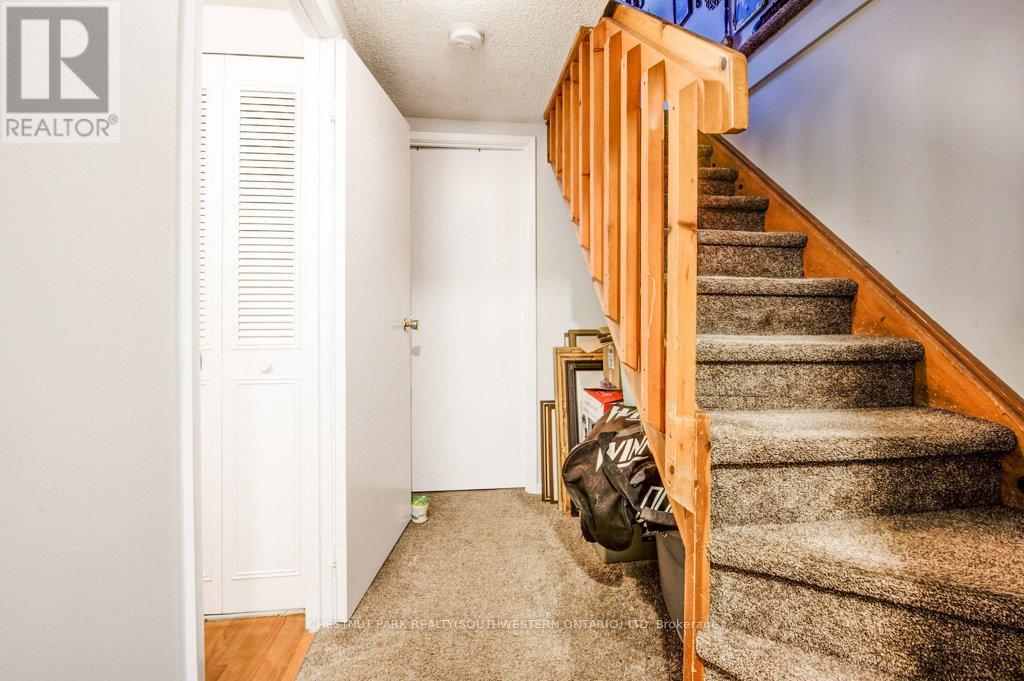 70 William Street W, Waterloo, Ontario  N2L 1J7 - Photo 29 - X12198964