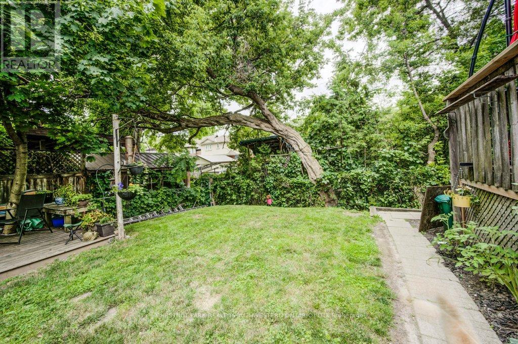 70 William Street W, Waterloo, Ontario  N2L 1J7 - Photo 50 - X12198964
