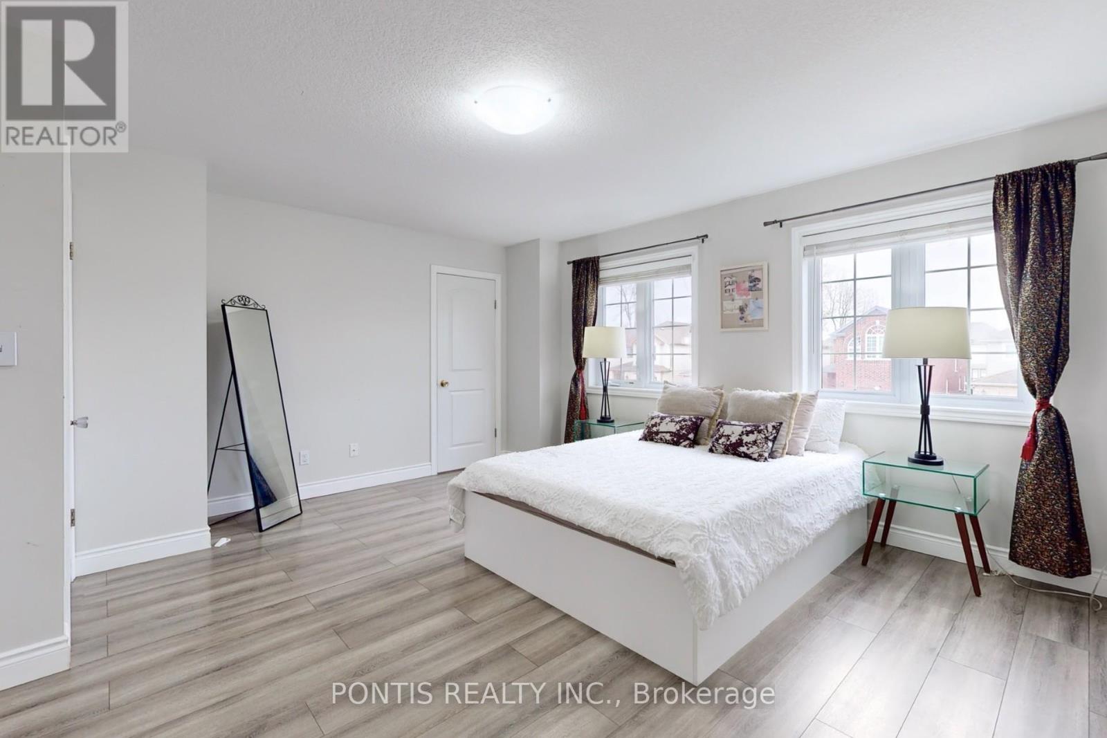 83 Hinrichs Crescent, Cambridge, Ontario  N1T 0A9 - Photo 23 - X12199036