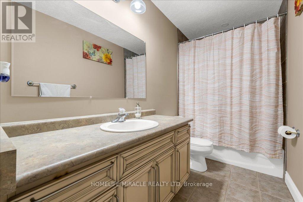 14 Snow Goose Crescent, Woolwich, Ontario  N3B 3M4 - Photo 15 - X12199163
