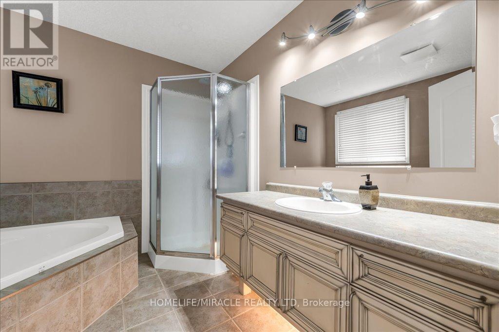 14 Snow Goose Crescent, Woolwich, Ontario  N3B 3M4 - Photo 19 - X12199163